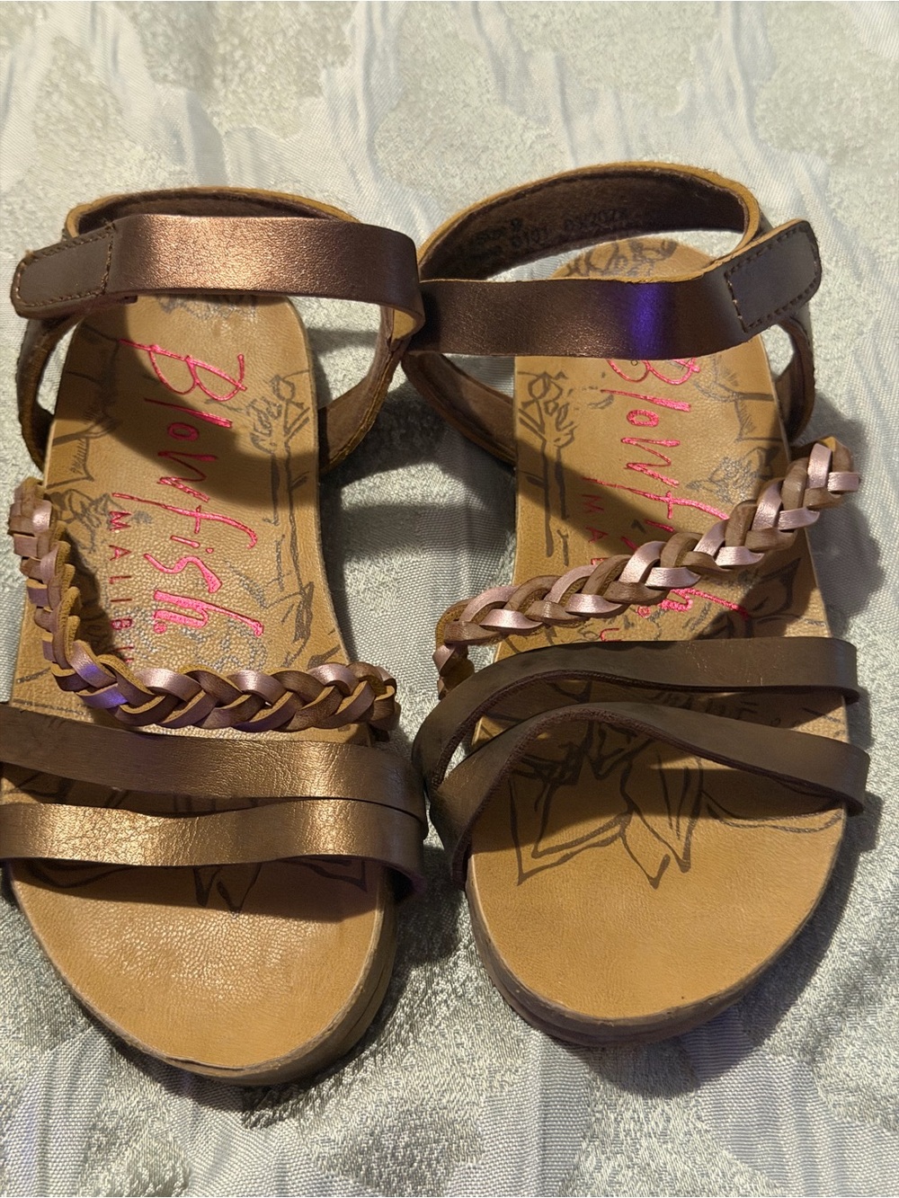 Kids sandals